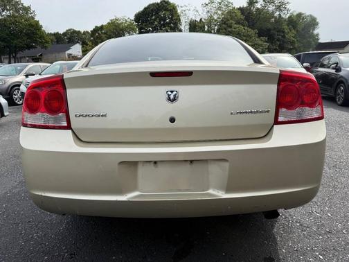 2010 Dodge Charger SE