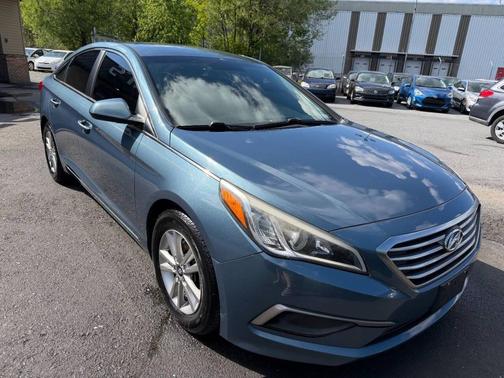 Blue 2017 Hyundai SONATA SE