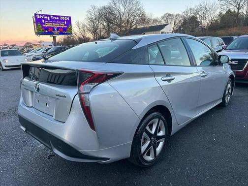 2017 Toyota Prius Four