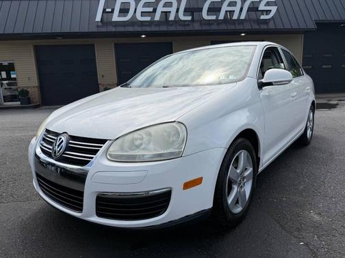White 2009 Volkswagen Jetta 2.5 SE SportWagen