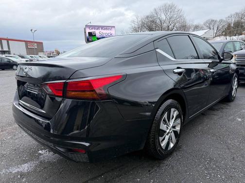 2021 Nissan Altima 2.5 S 4dr Sedan