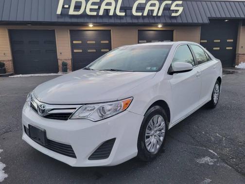 2014 Toyota Camry LE