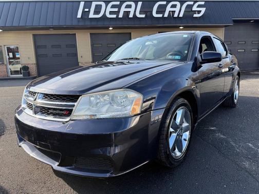 2012 Dodge Avenger SXT 4dr Sedan