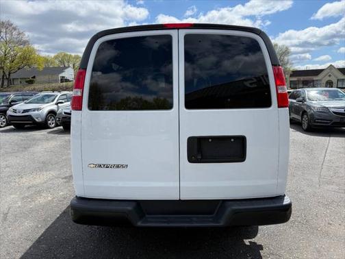 2020 Chevrolet Express 3500 LS 3500 3dr Extended Passenger Van