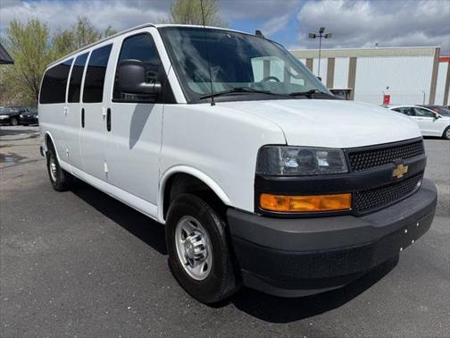 2020 Chevrolet Express 3500 LS 3500 3dr Extended Passenger Van