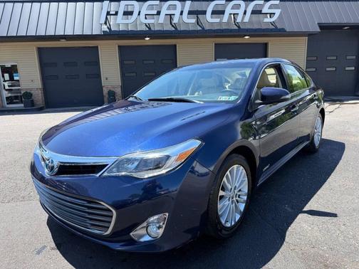Blue 2013 Toyota Avalon Hybrid XLE Premium