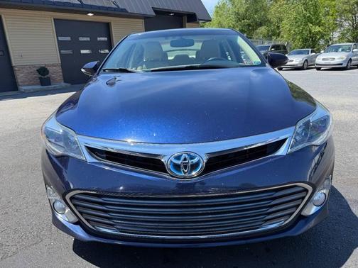 Blue 2013 Toyota Avalon Hybrid XLE Premium