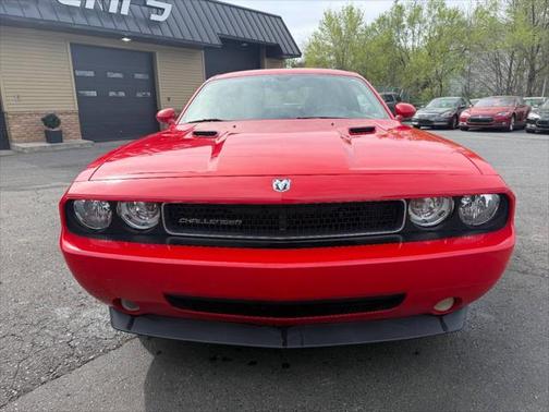 2010 Dodge Challenger SE