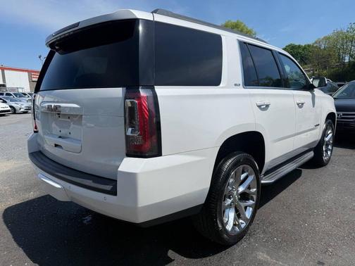 White 2018 GMC Yukon SLT