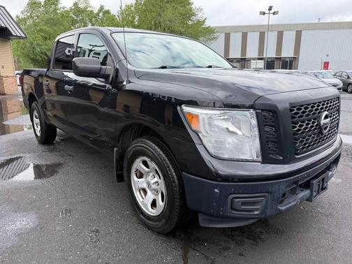 Black 2018 Nissan Titan S