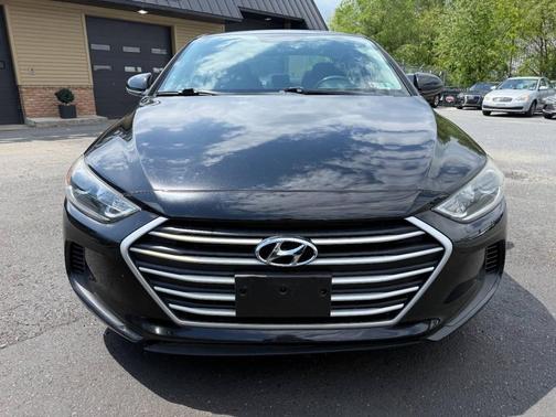 Black 2018 Hyundai ELANTRA Value Edition