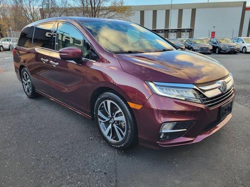 2019 Honda Odyssey Elite