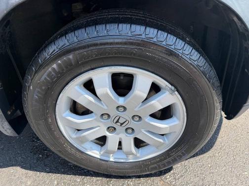 Gray 2005 Honda CR-V EX