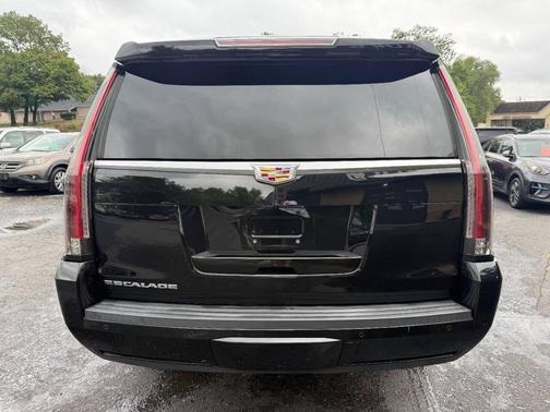 2016 Cadillac Escalade ESV Platinum