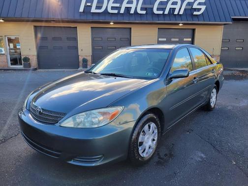 2004 Toyota Camry LE