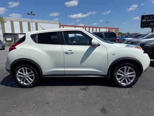 White 2012 Nissan Juke SL AWD 4dr Crossover