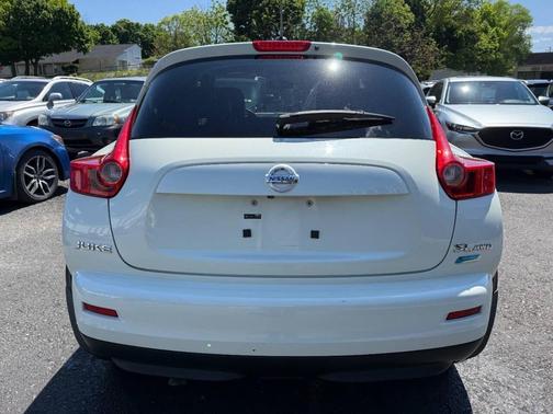 White 2012 Nissan Juke SL AWD 4dr Crossover