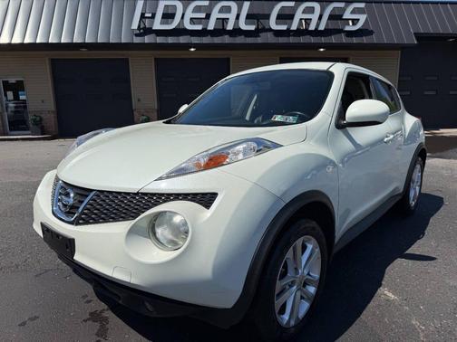 White 2012 Nissan Juke SL AWD 4dr Crossover
