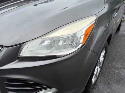 Gray 2013 Ford Escape SEL