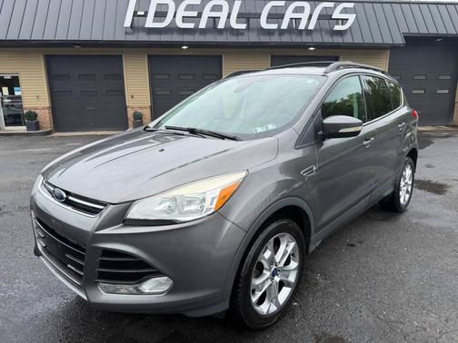 Gray 2013 Ford Escape SEL