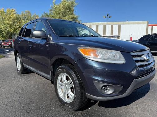 2012 Hyundai SANTA FE GLS