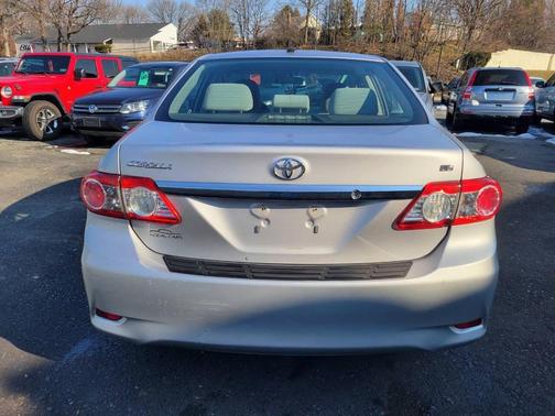 2012 Toyota Corolla LE