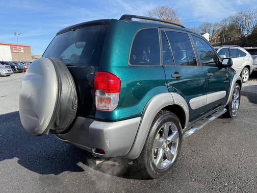2002 Toyota RAV4 Base