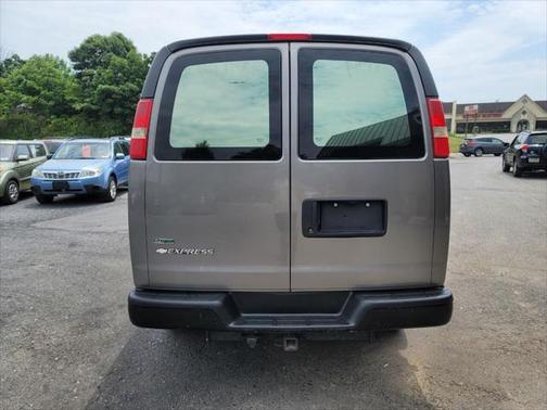 2010 Chevrolet Express 2500 Work Van