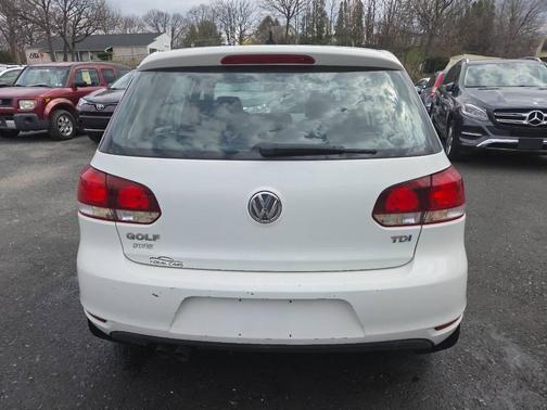 White 2013 Volkswagen Golf TDI
