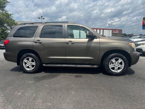 2008 Toyota Sequoia SR5