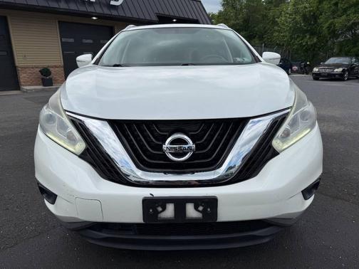 White 2015 Nissan Murano SL