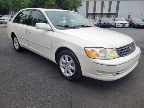 2004 Toyota Avalon XL