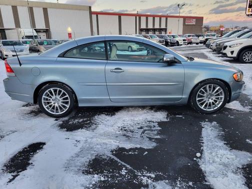 2008 Volvo C70 T5