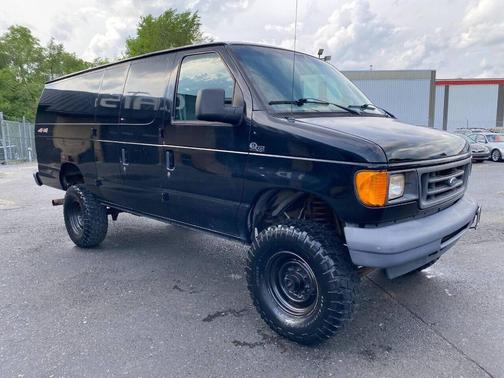 2006 Ford E350 Super Duty Cargo