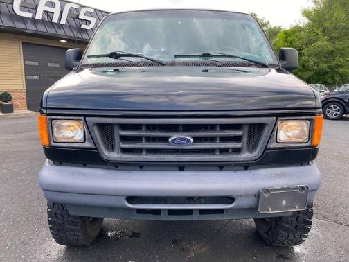2006 Ford E350 Super Duty Cargo