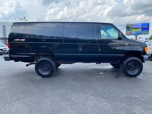 2006 Ford E350 Super Duty Cargo