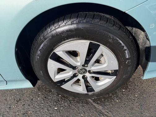 2018 Toyota Prius Two