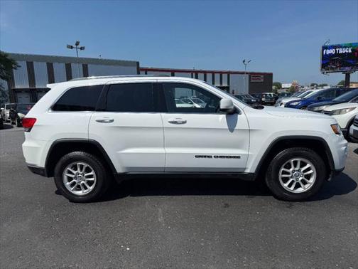 2018 Jeep Grand Cherokee Laredo E