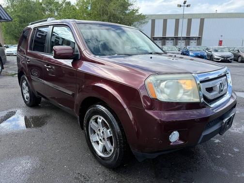 Burgundy 2011 Honda Pilot Touring