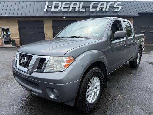 Gray 2018 Nissan Frontier SV