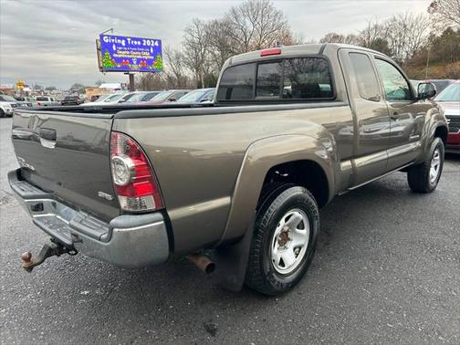 2014 Toyota Tacoma Base