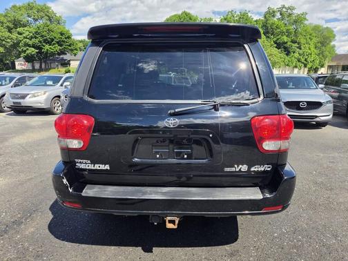 Black 2007 Toyota Sequoia Limited