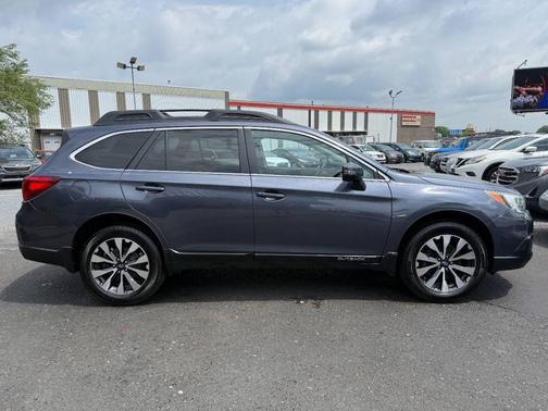 Gray 2016 Subaru Outback 2.5i Limited