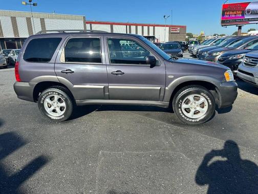 2006 Mazda Tribute s AWD 4dr SUV