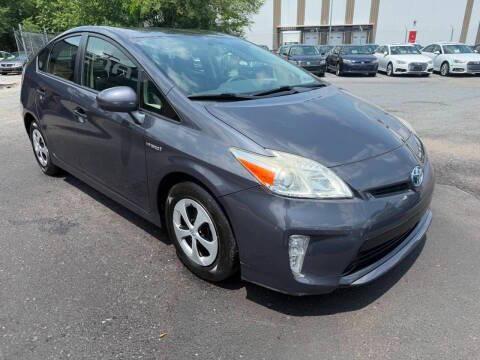 Gray 2014 Toyota Prius Two