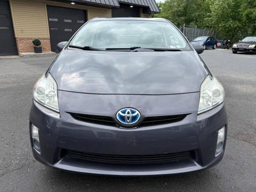 Winter Gray Metallic 2014 Toyota Prius Two