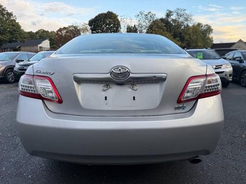2010 Toyota Camry Hybrid Base