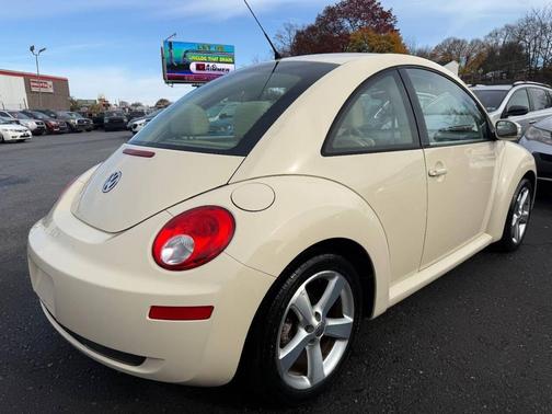 2007 Volkswagen New Beetle 2.5