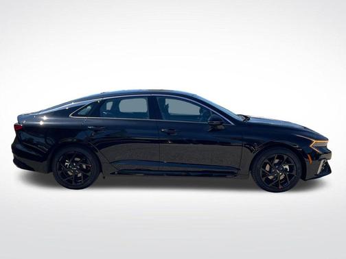 Aurora Black Pearl 2026 Kia K5 GT-Line AWD