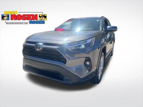 2022 Toyota RAV4 XLE Premium